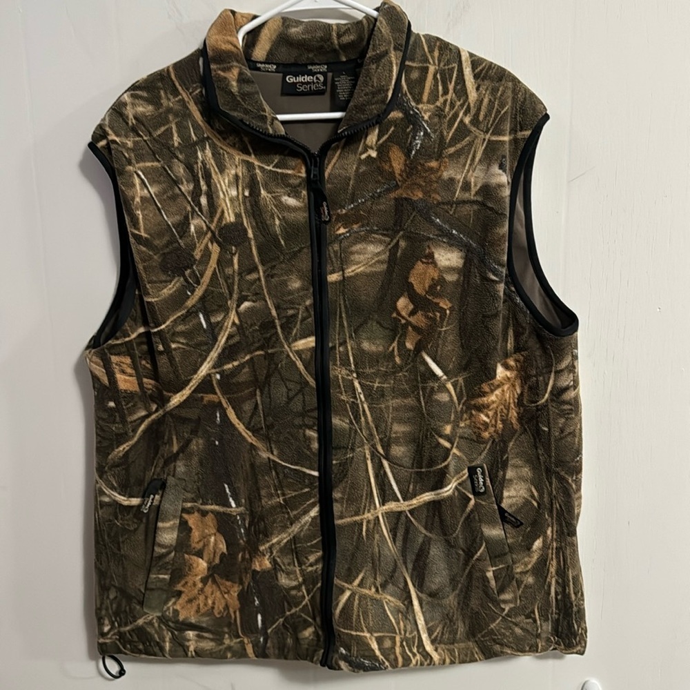 Guide Series Hunting Vest Size Large excellent condition